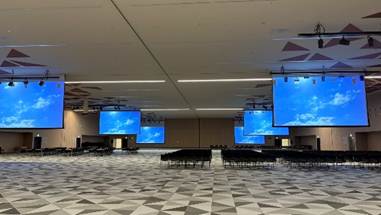 桃園會展10隻360吋布幕