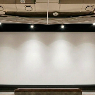 E1